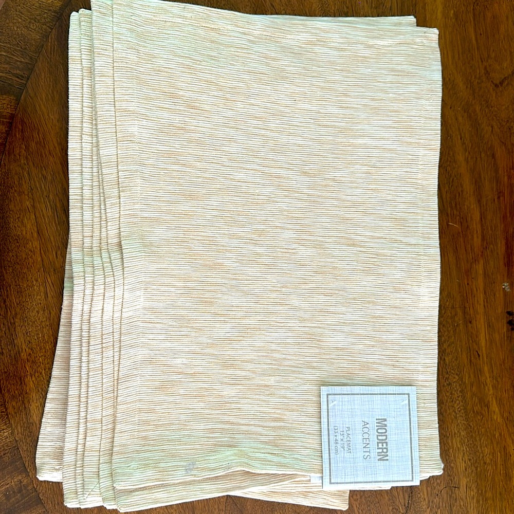 Modern Accents Cream Tablecloth Set- 11 in total